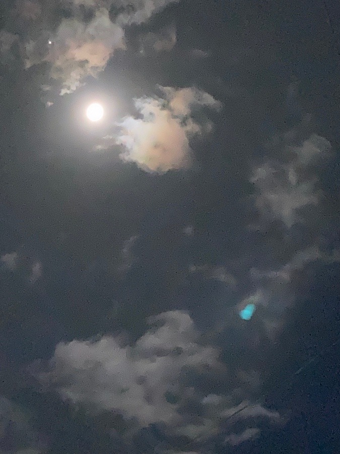 瀬戸の月雲