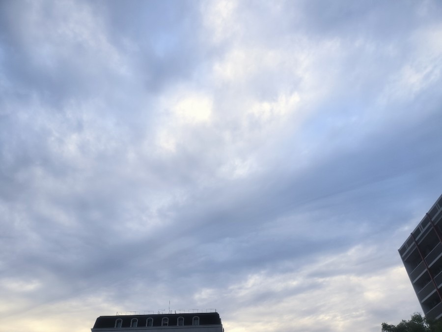 10月12日朝の空