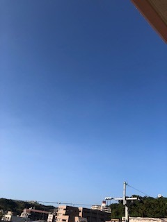 2022-10-13　午前9時の空　