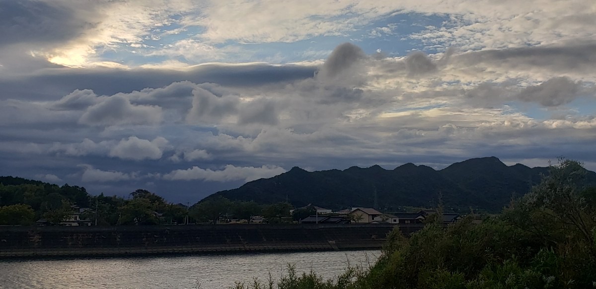 遠い雲☁️近い雲☁️