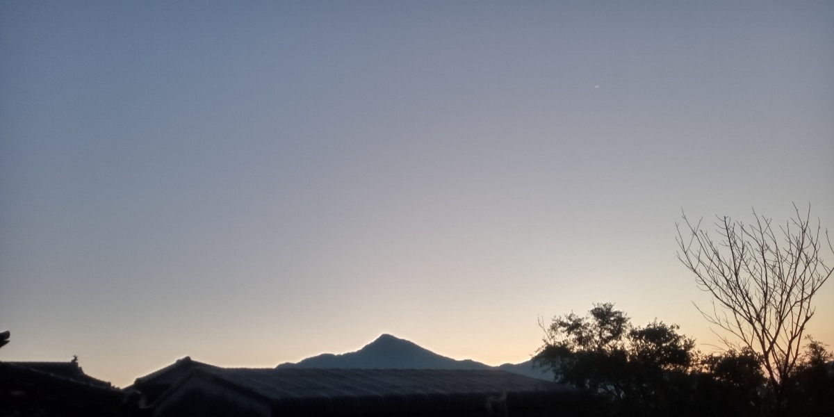 2022.10.23   朝の空🌄