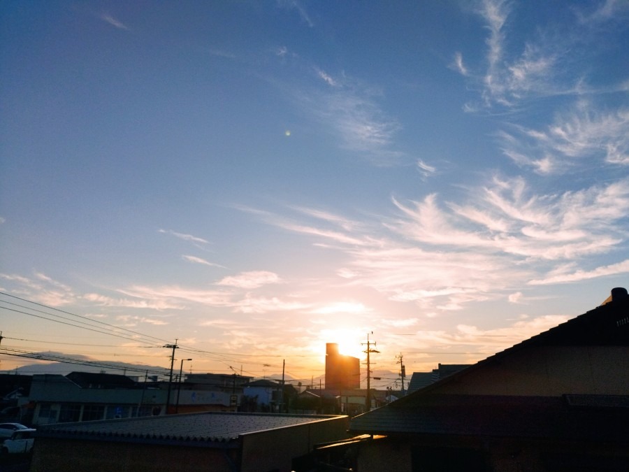 都城市（2022/10/31）今朝も晴れてます😊↗️（東の空）④