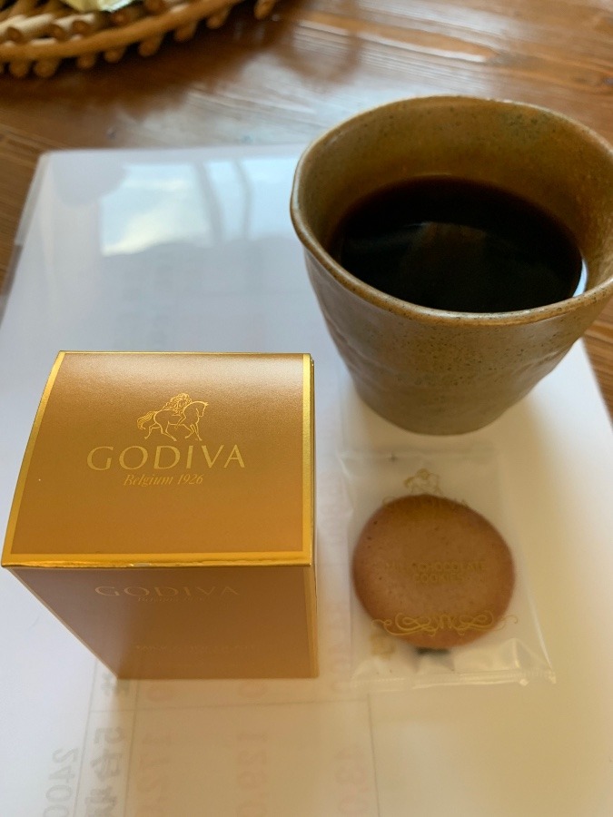 今日のお茶会のお茶菓子☕️