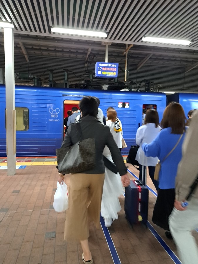 博多駅　ソ二ック帰りの電車