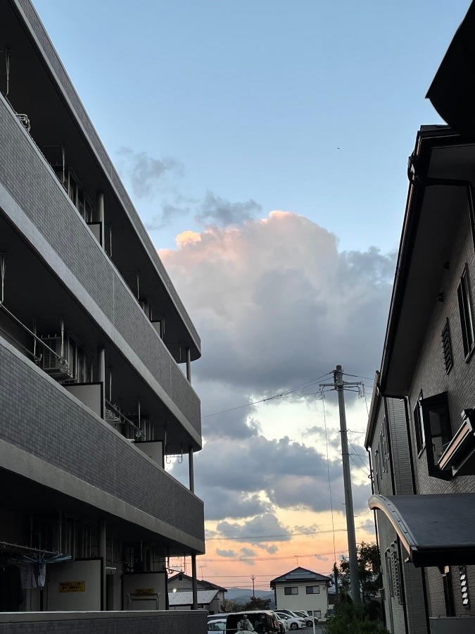 東の夕空❣️