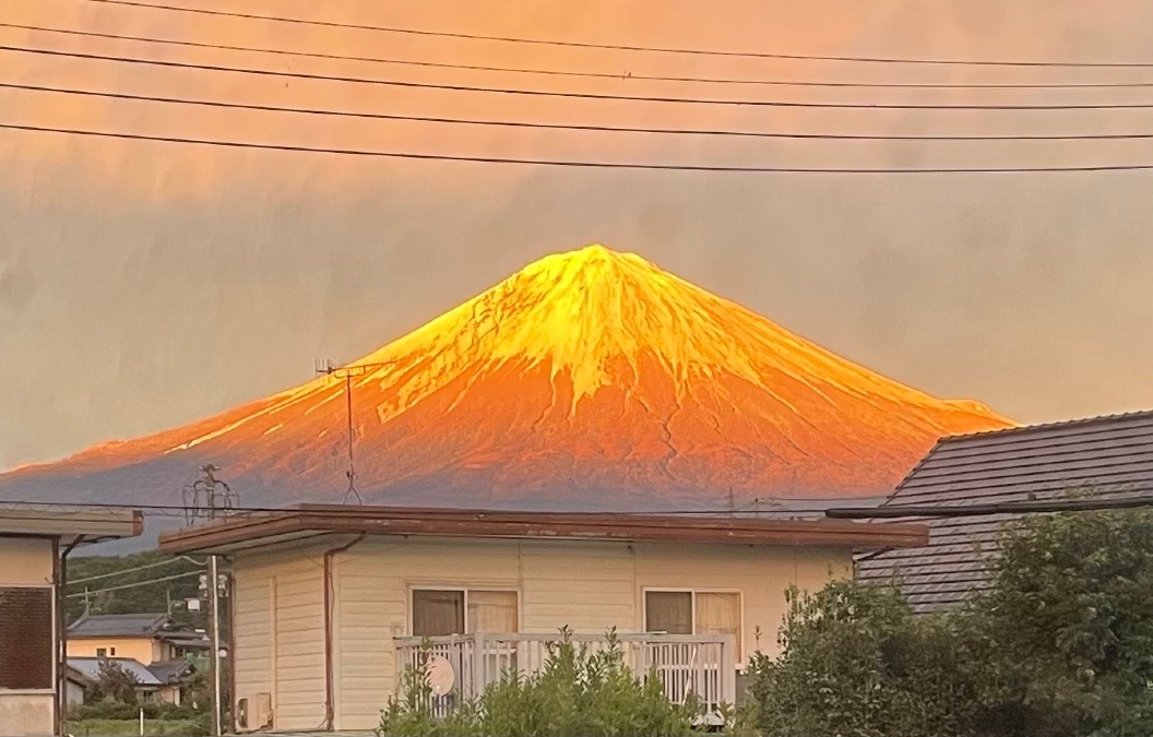 赤富士