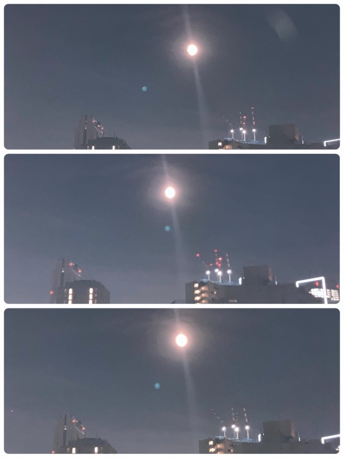 満月とUFO?