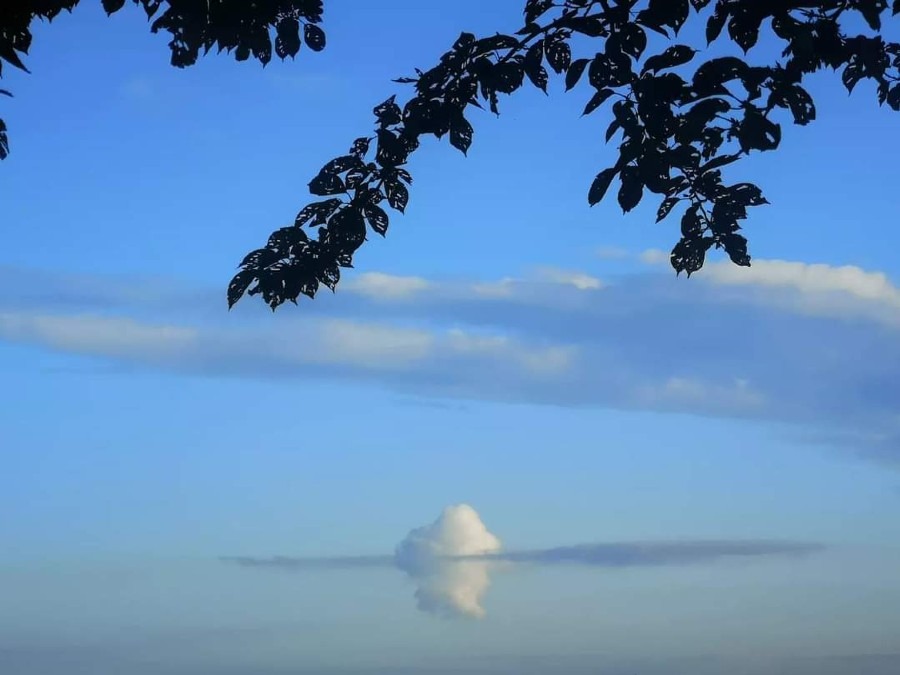 変わり雲