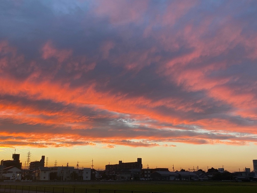 安城市の夕焼け空