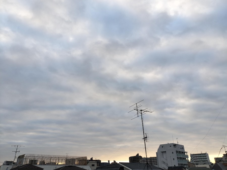 10月16日朝の空