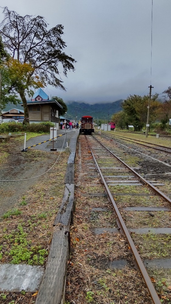 トロッコ列車