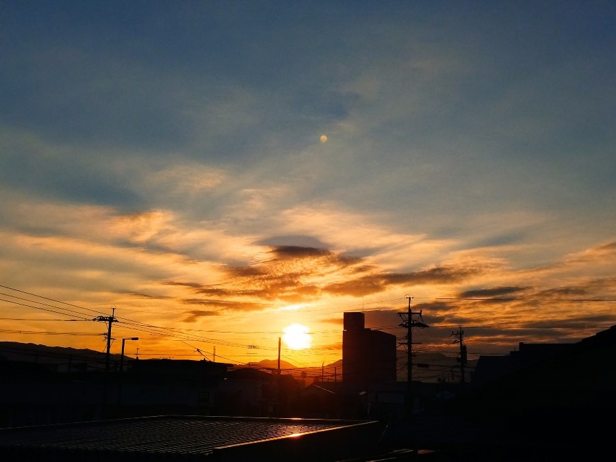 都城市（2022/10/19）今朝は晴れてます😊↗️（東の空）