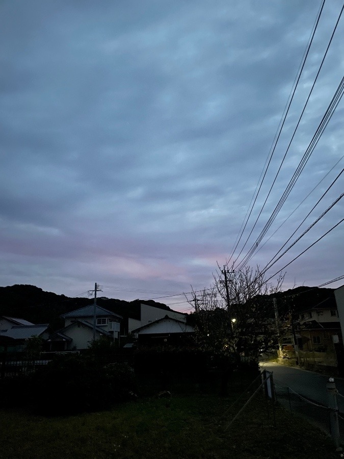 6時の空