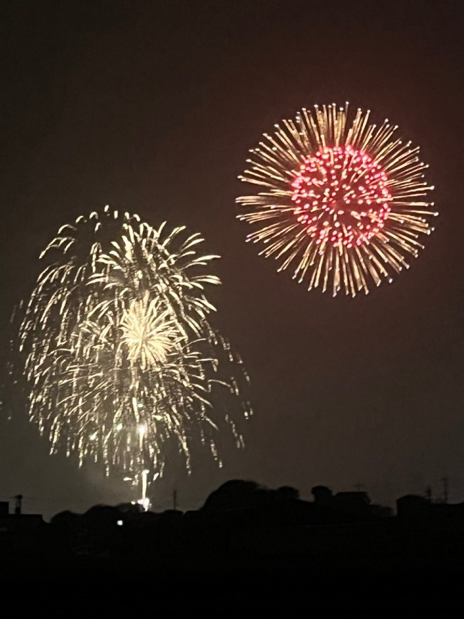 雨の中花火が上がった✨