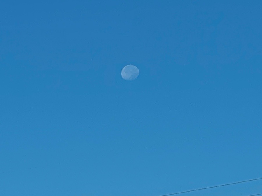 朝の空 8時頃