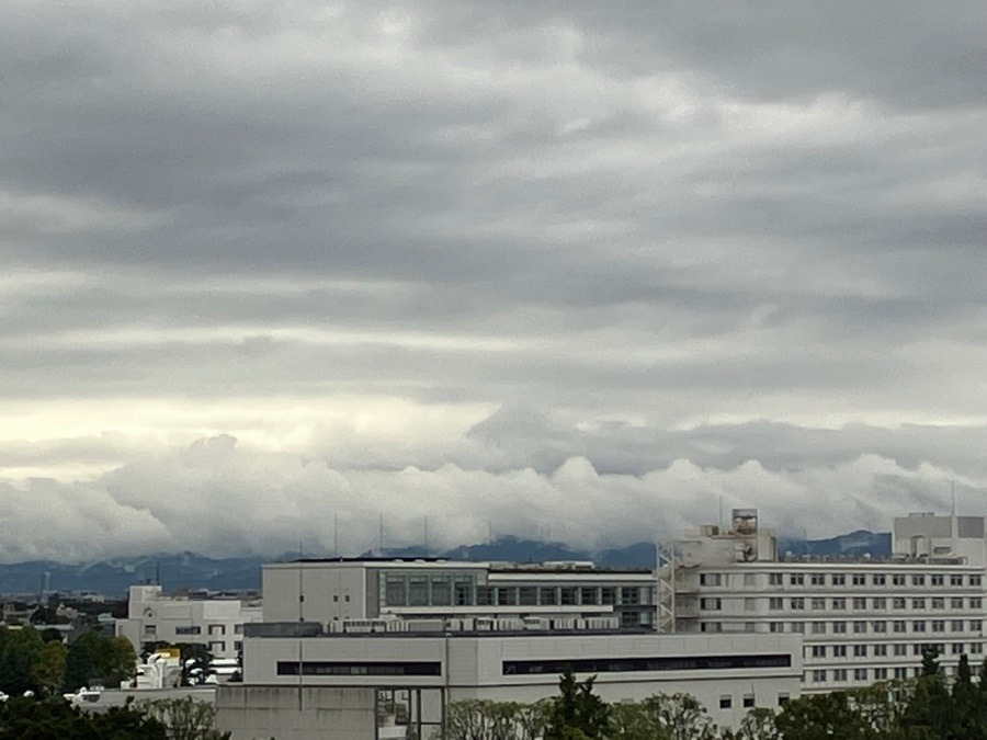 今朝の富士山