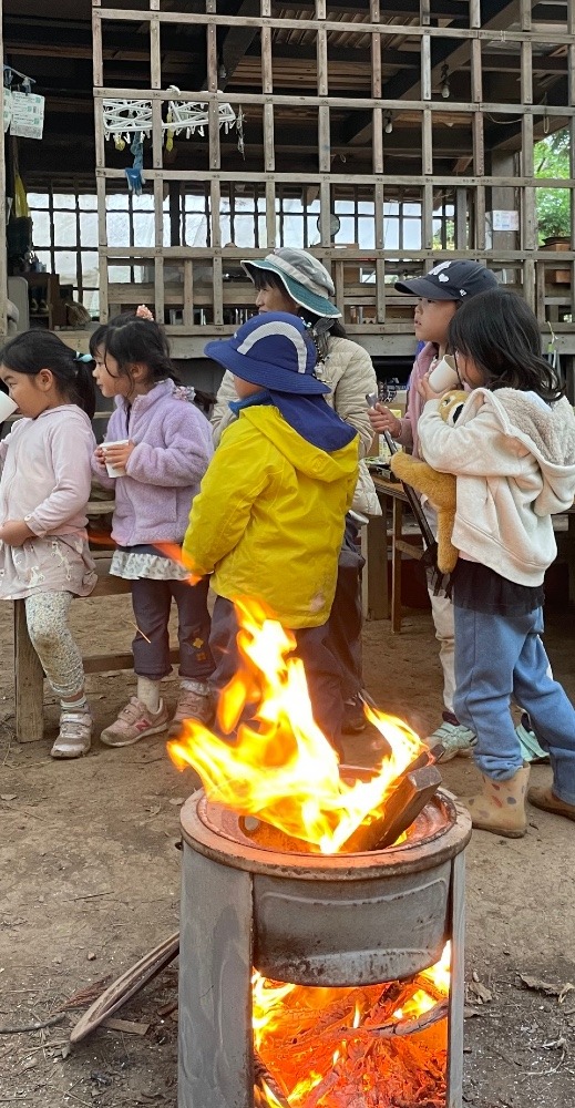 みんなの目の先には…