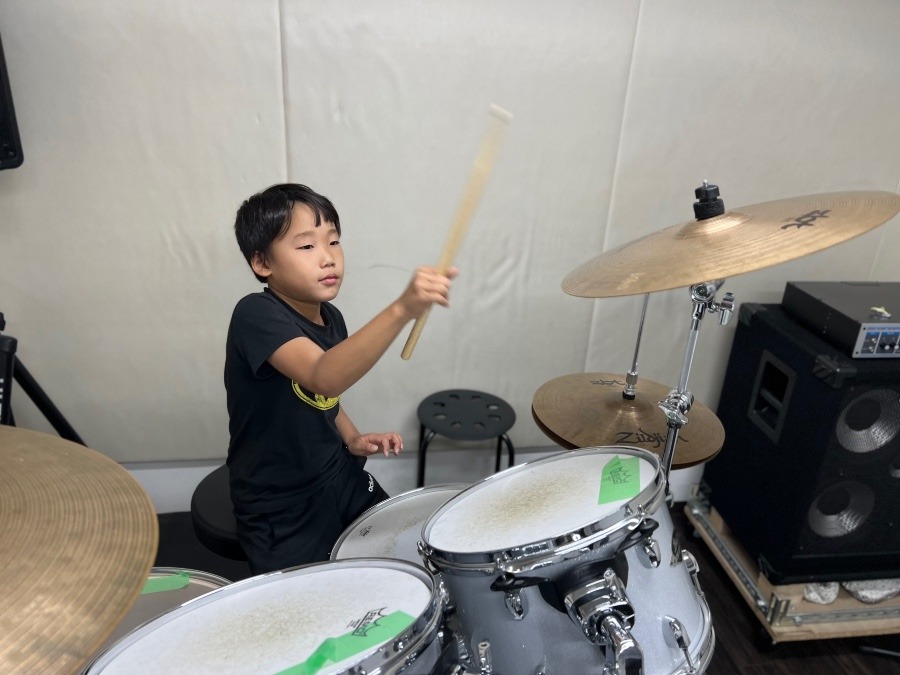 ドラムレッスン🥁です✨