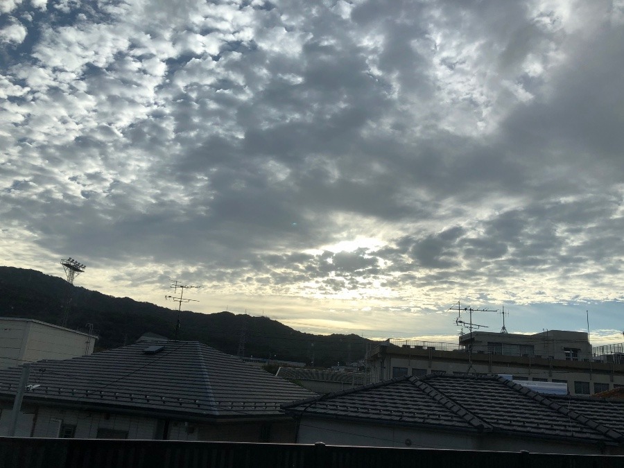 今朝の広島の空