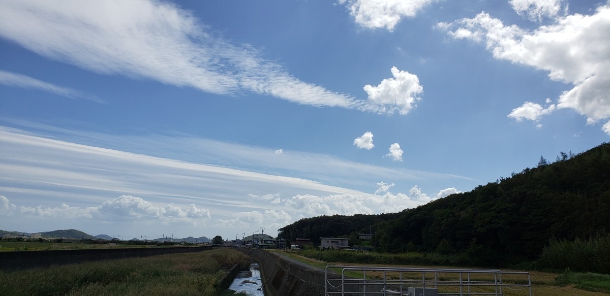 リズミカルな雲たち☁️