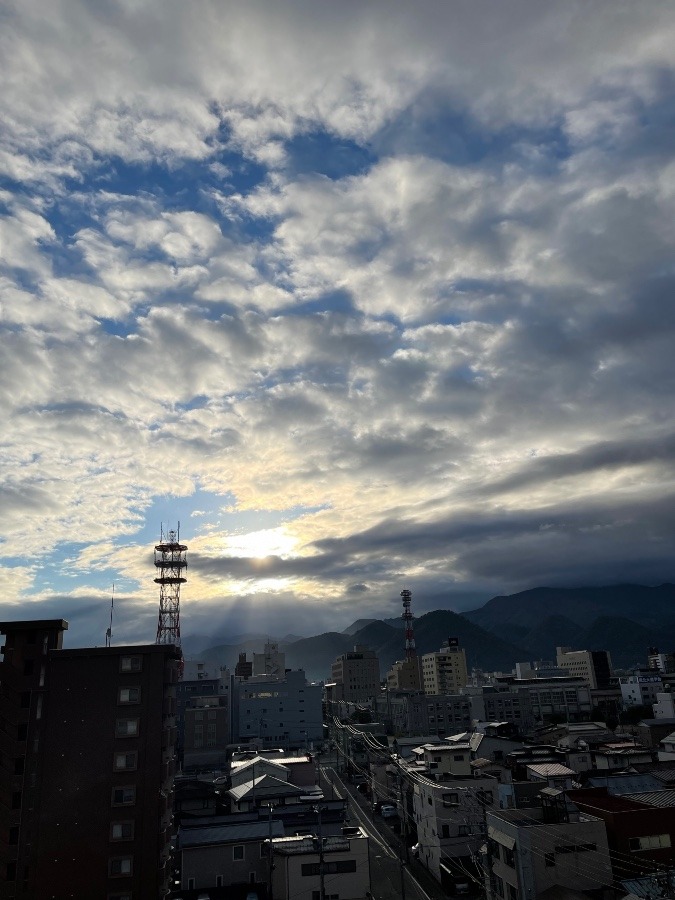 今朝の雲  2