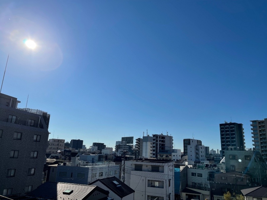 10月31日　am8：30今空　☀️