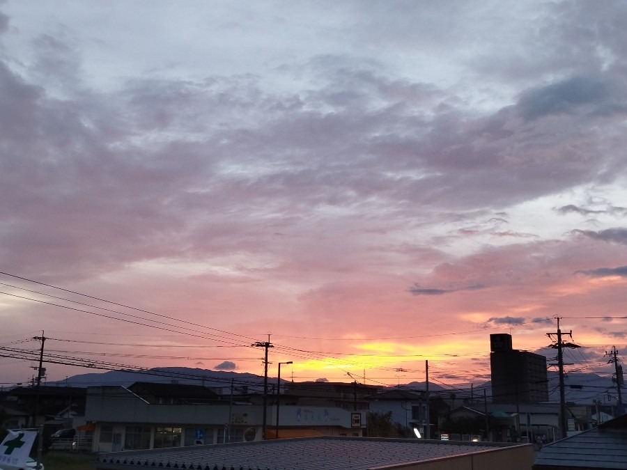 都城市（2022/10/8）今朝の朝焼け😊❗（東の空）