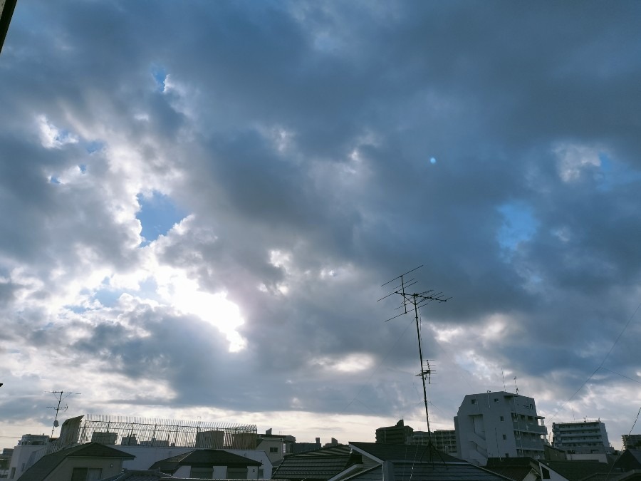 10月1日朝の空