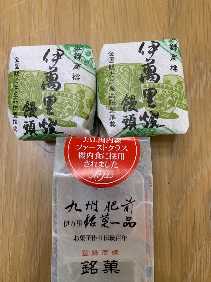 JALのファーストクラスの機内食に採用されたお菓子を頂きました❣️ 🍵