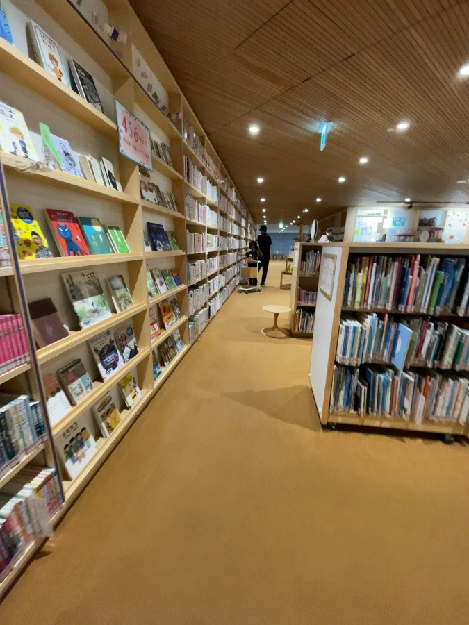 図書館　子供向けフロア