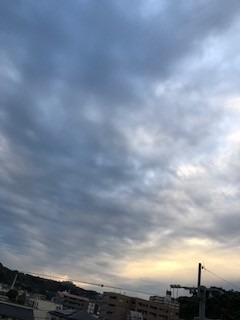 2022-10-12  午前6時45分の空