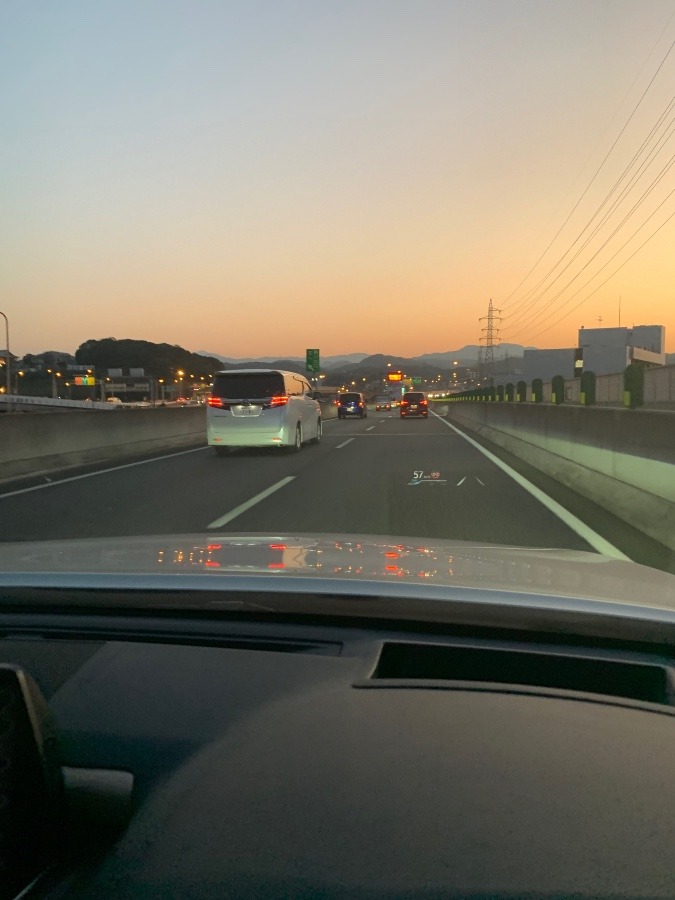 今日もお疲れ様🚙