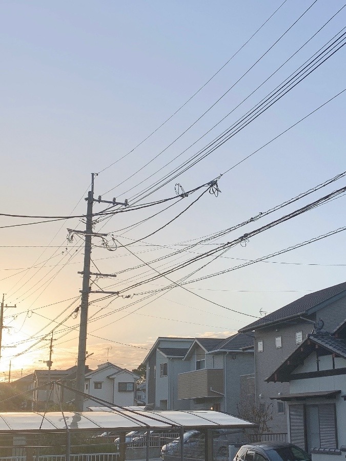 う〜ん顔を出したいけど出せない😆🌥