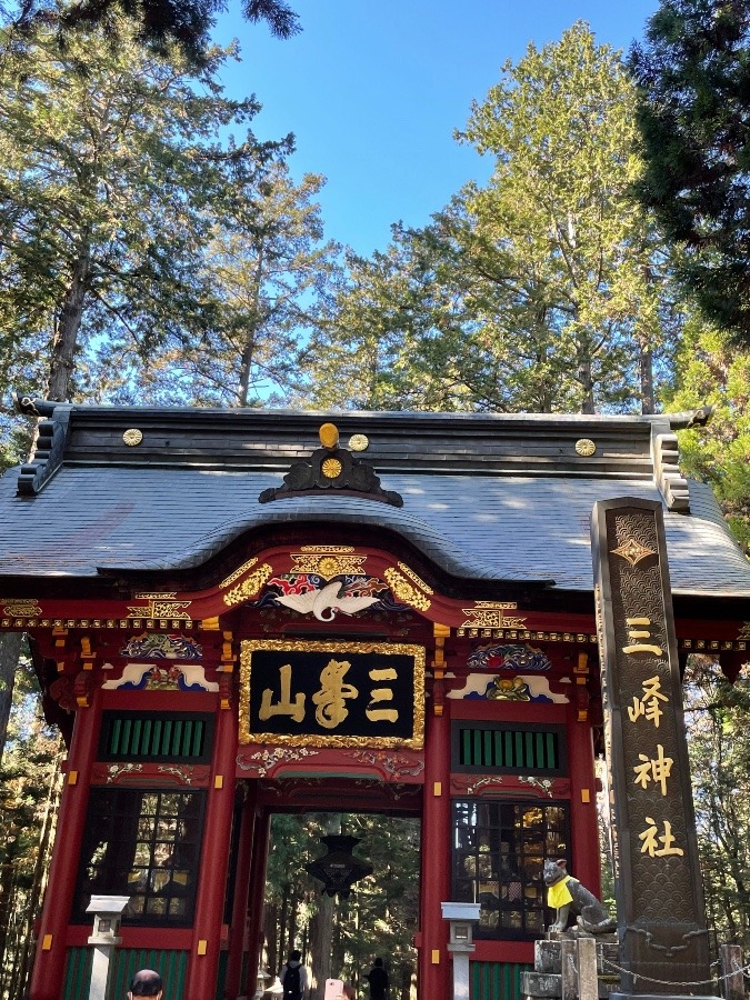 三峯神社、随身門