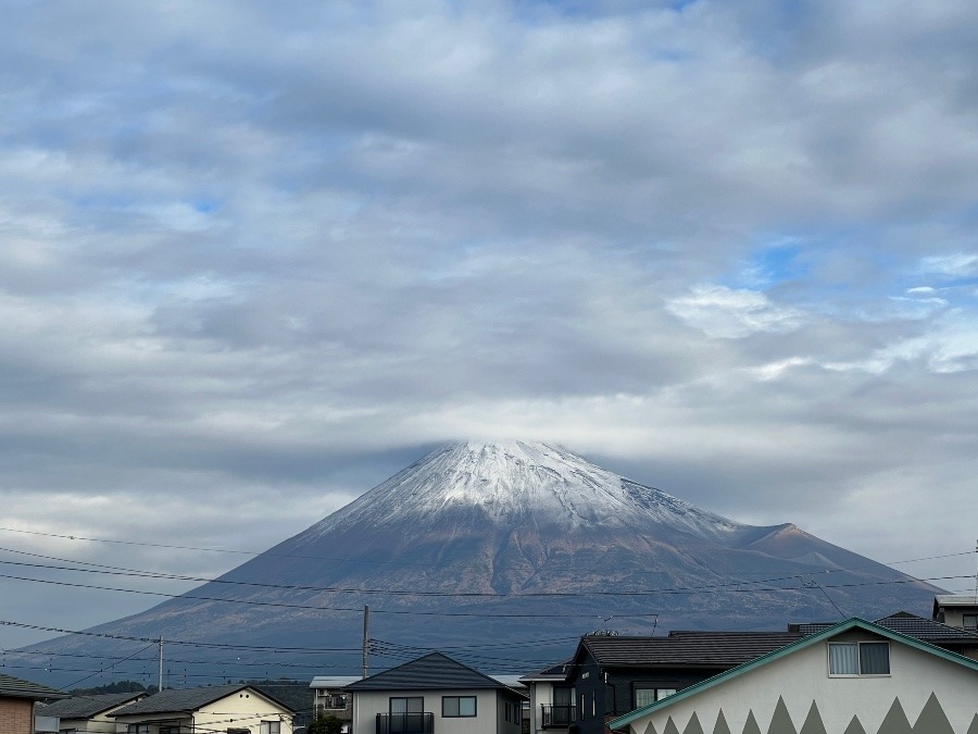 富士山雪降った❣️