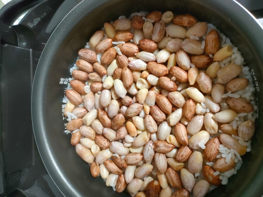 生落花生の炊き込みご飯