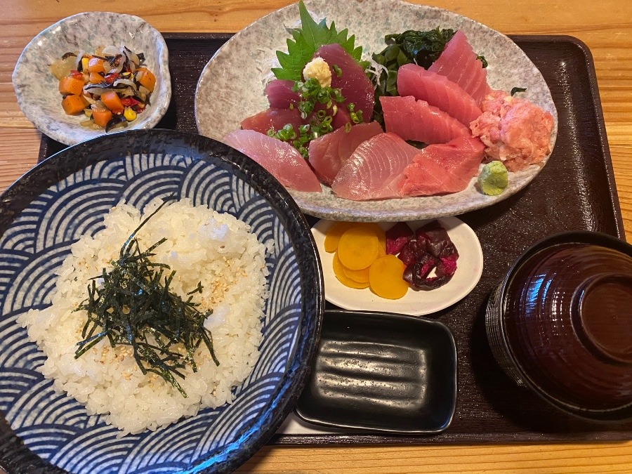 海鮮丼