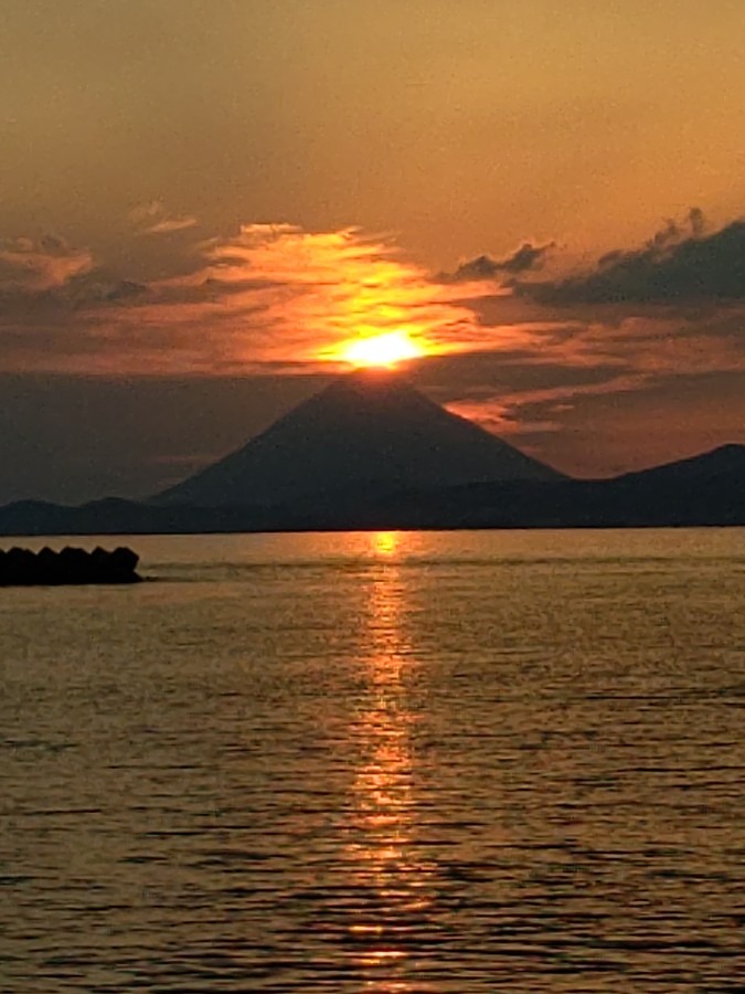 開聞岳の夕焼け🌇つるべ落とし