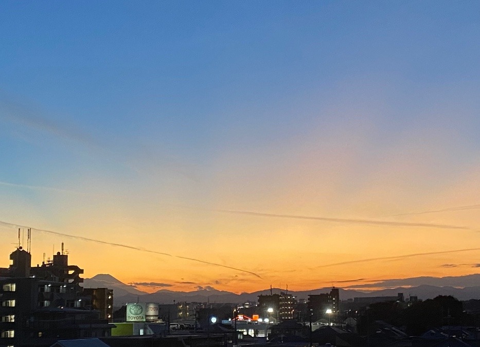 夕焼けの空11.25