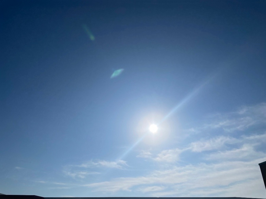 朝の空　9時半