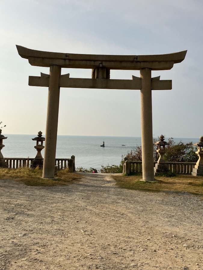 海が見える神社