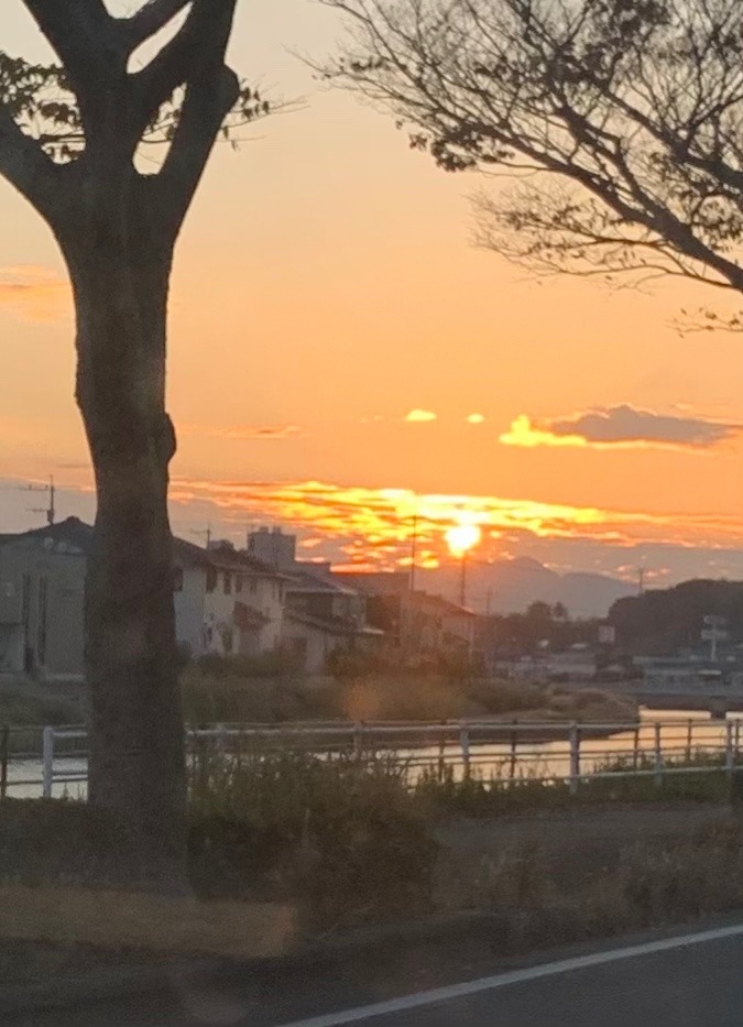 今日の夕陽　🌆