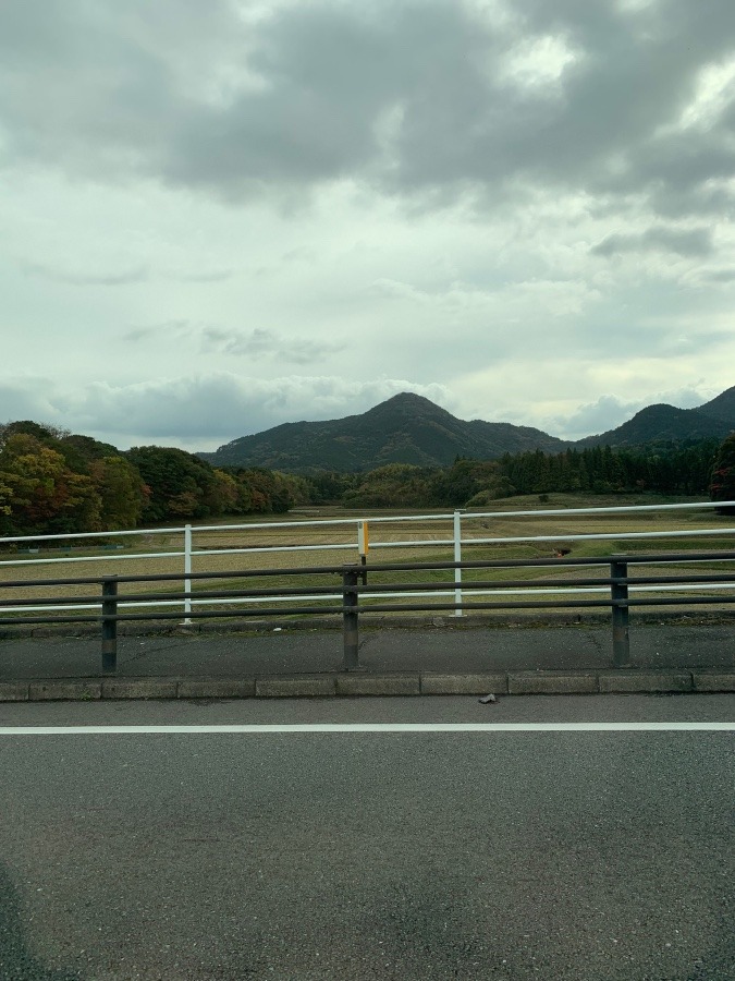 今日の昼空🌥