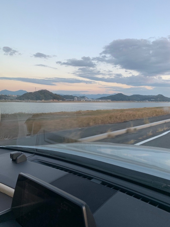 車窓からの遠賀川🚣‍♀️