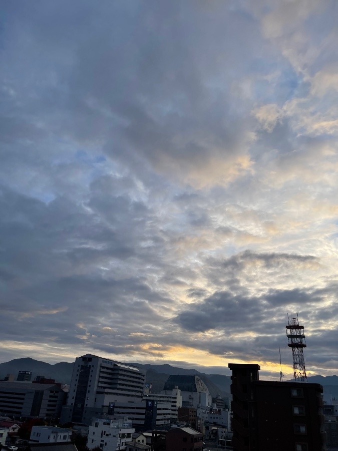 今朝の空  1