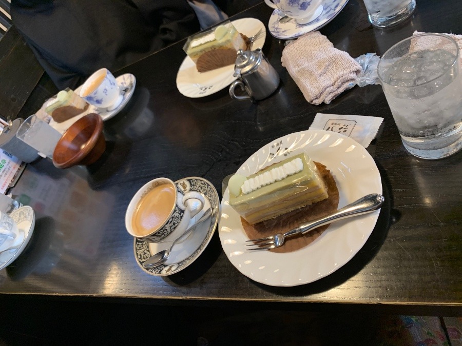 ピスタチオケーキ