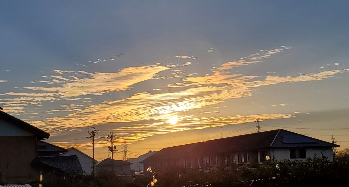 黄金色の朝焼け🌅幸せな予感～✨