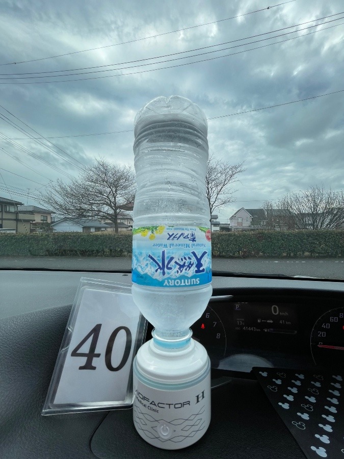 水素水で順番待ち　　(^◇^;)