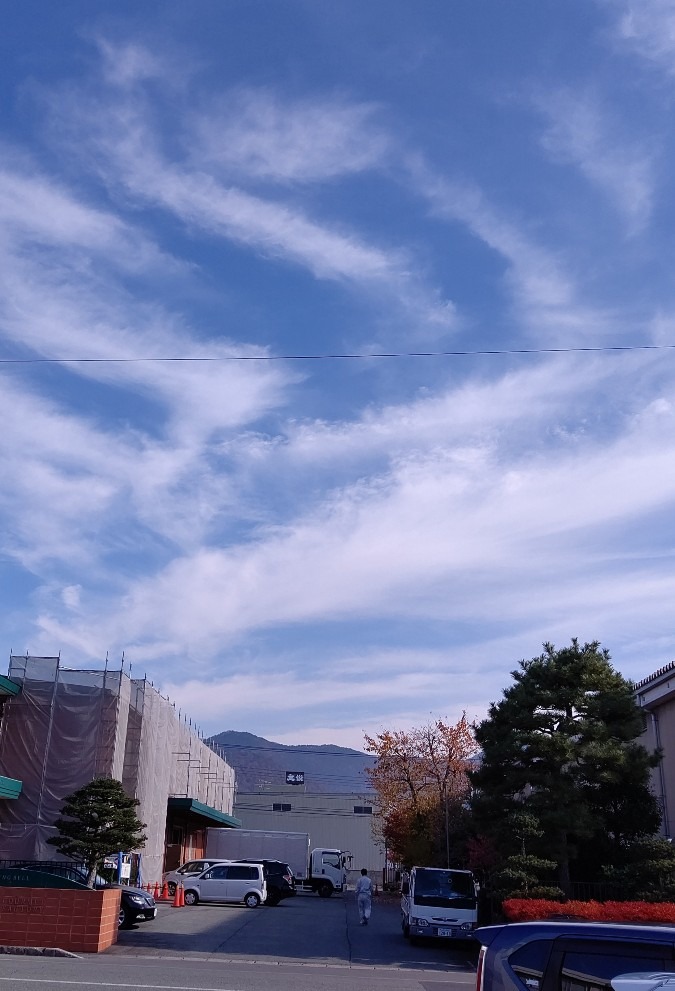 昼休みの空☀️☀️