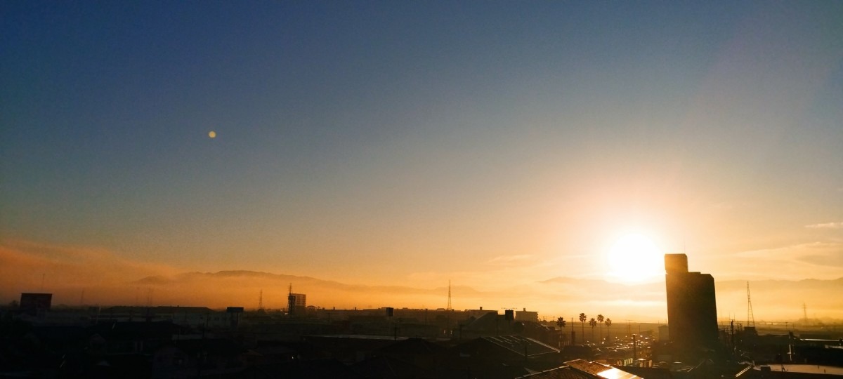 都城市（2022/11/25）今朝は晴れてます😊↗️（東の空）④